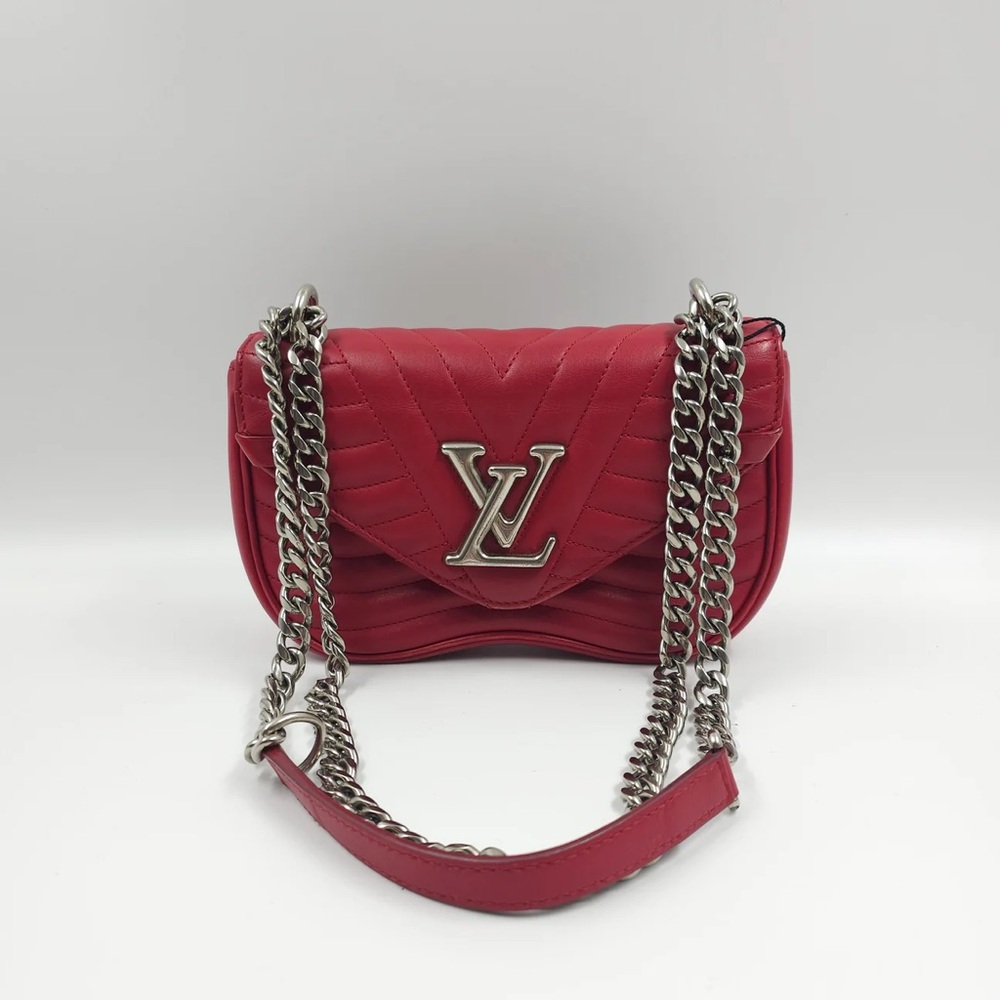 ✈️Sold! Louis Vuitton Red New wave Chain Crossbodybag (2018) - Picture 2 of 9
